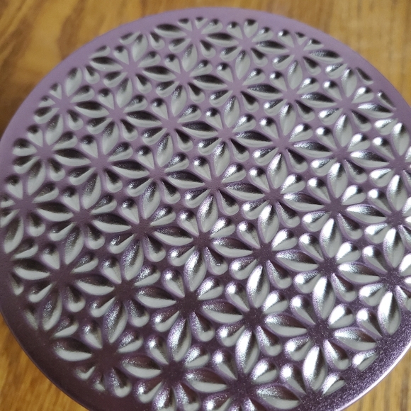 Scentworx Lilac Breeze candle - Picture 2 of 5